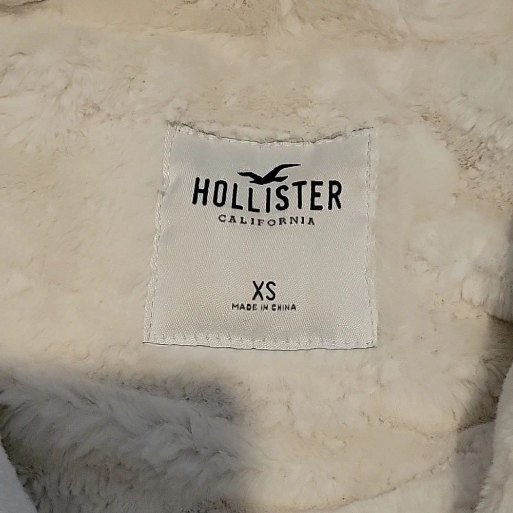 Hollister Hoodie - Picture 3 of 3